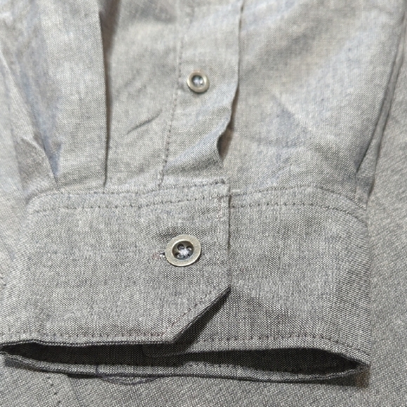 Wrangler Men's Charcoal Button-Down Shirt - Picture 3 of 12